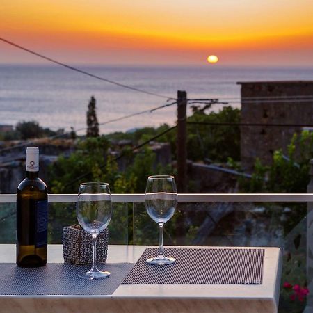 Tzouganos Villa Sfinarion Bagian luar foto