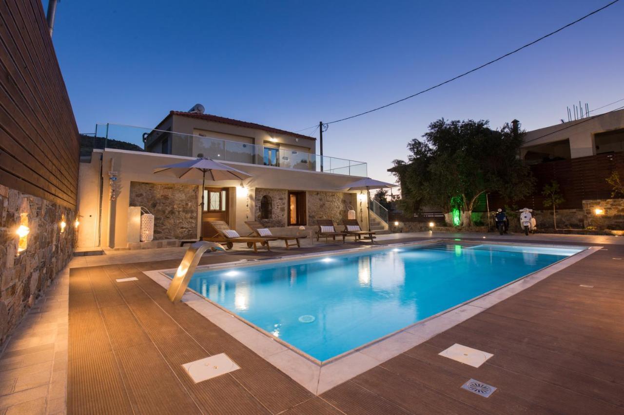 Tzouganos Villa Sfinarion Bagian luar foto