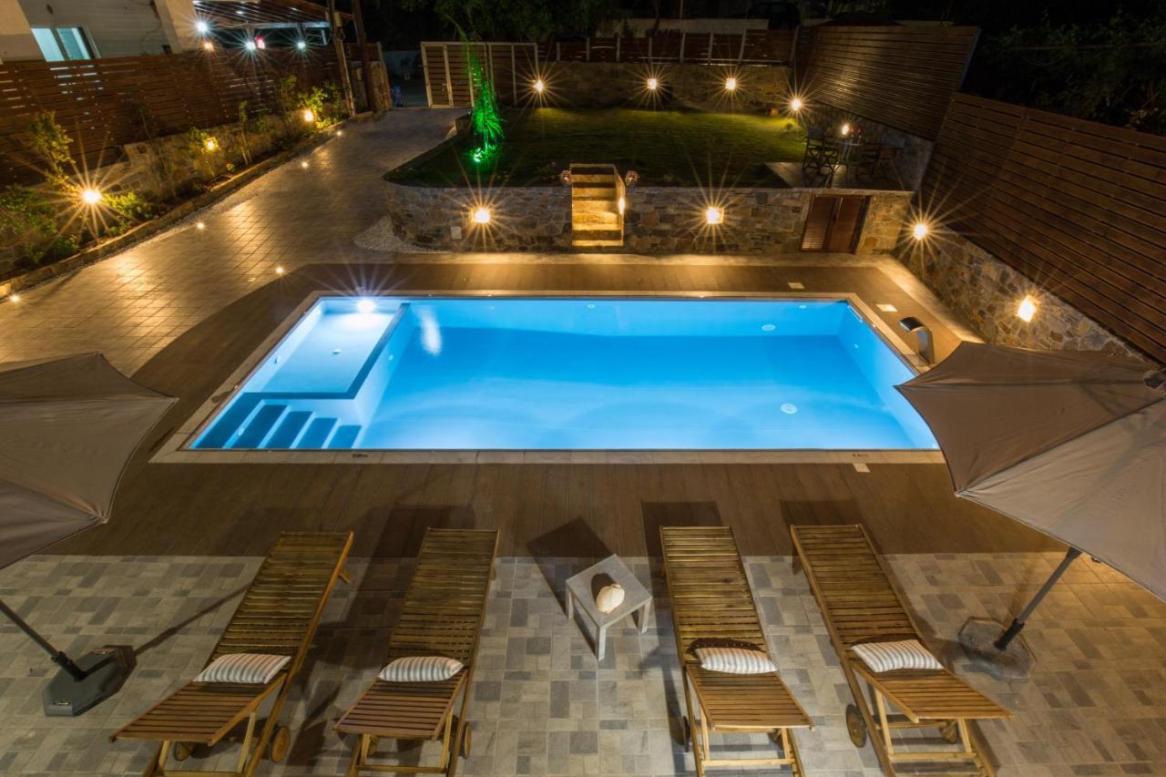 Tzouganos Villa Sfinarion Bagian luar foto