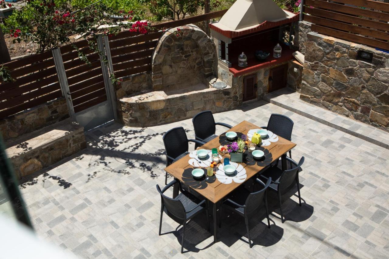 Tzouganos Villa Sfinarion Bagian luar foto